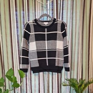 Knit black and white plaid Sweater Design History